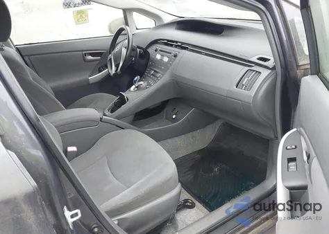 2010 Toyota Prius z USA, uszkodzony, nr VIN JTDKN3DU9A0236835